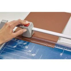 Dahle® Dahle 508 Rotary Cutter -Pebeo Sales Store Dahle508RotaryCutter 2